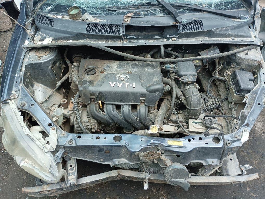  Toyota YARIS 2000    EN DESARME